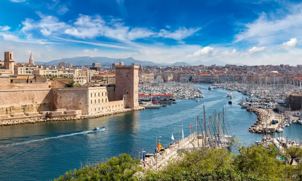 Marseille France - 深度之旅《Lonely Planet》2023世界最佳旅行目的地